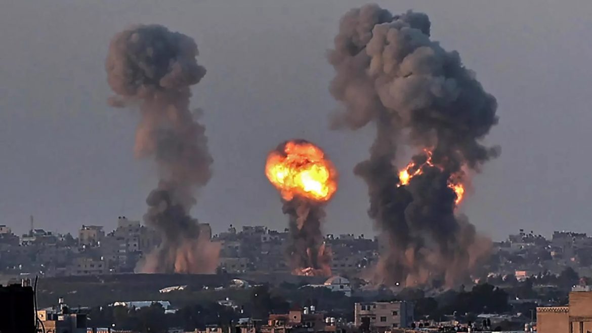explosion dans la ville de Gaza